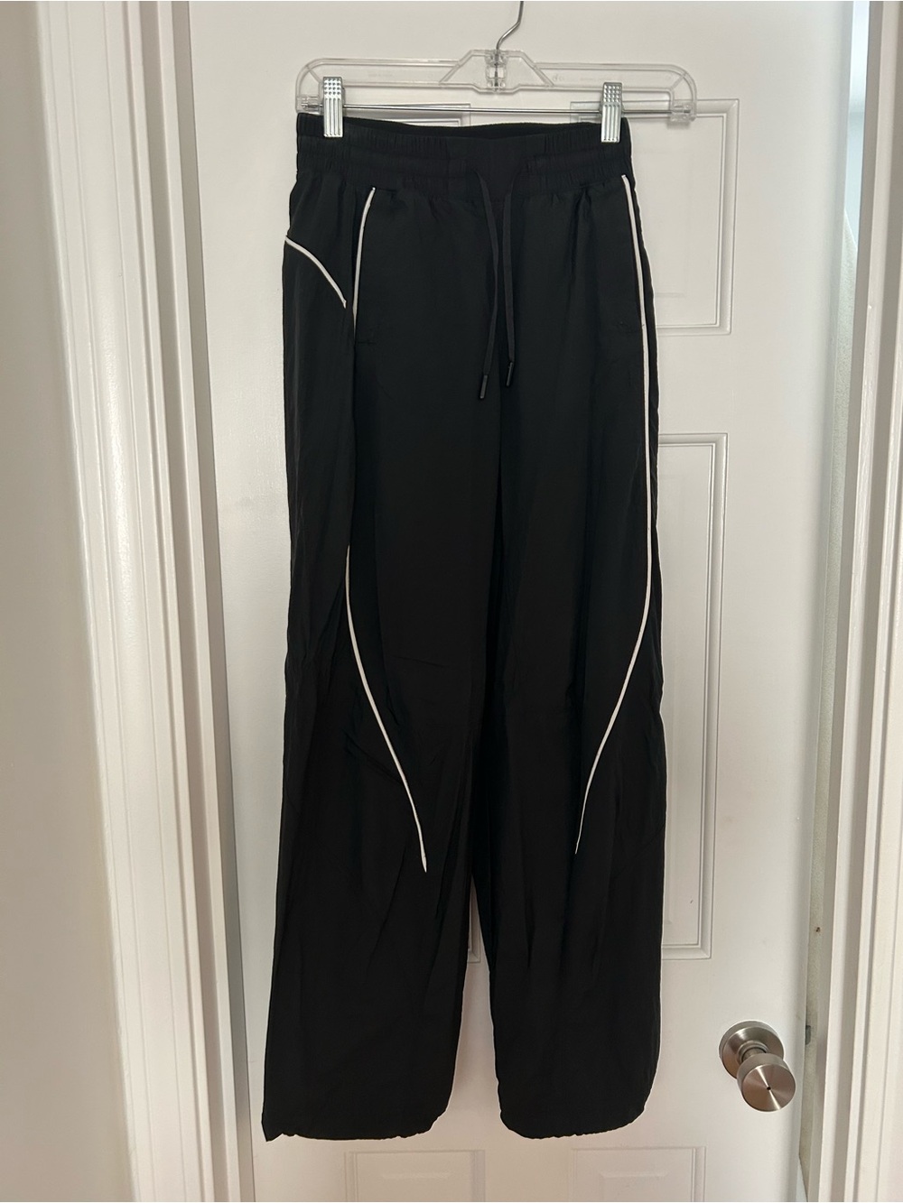 lululemon athletica Black Jogger Pants with White Piping